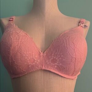 NWT 38DD push up bra Victoria Secret